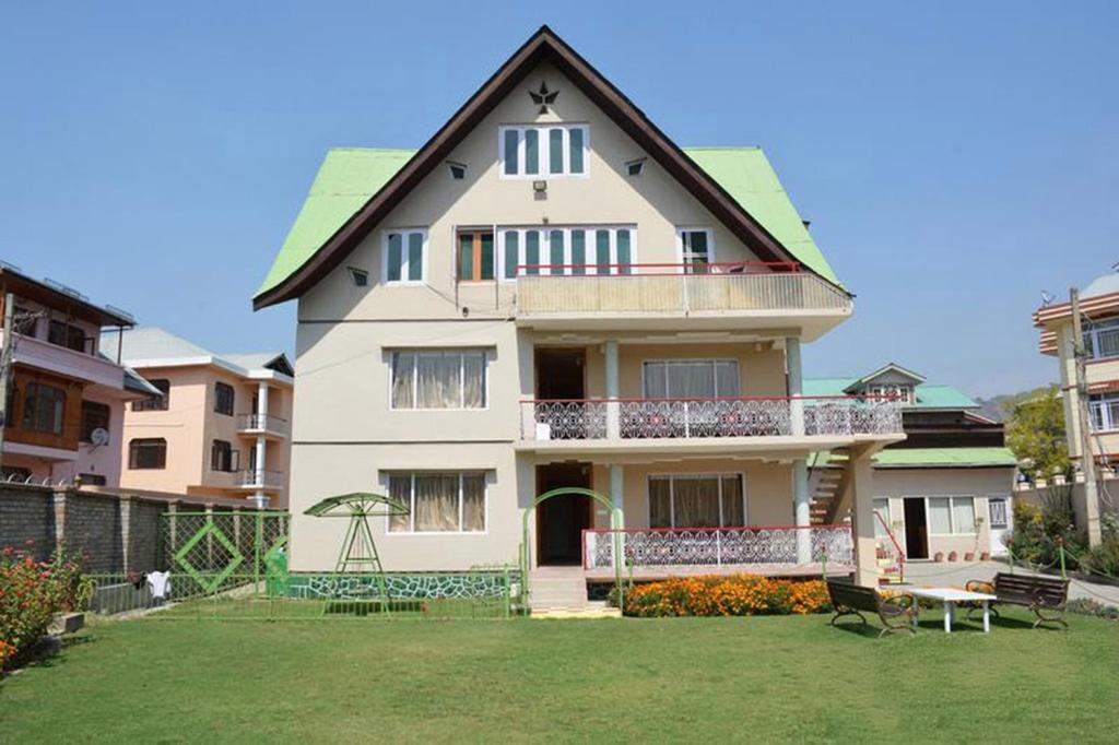 Ikraam Inn Bed & Breakfast Srīnagar 외부 사진