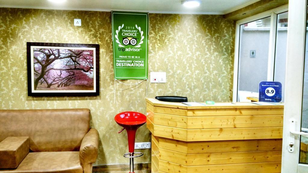 Ikraam Inn Bed & Breakfast Srīnagar 외부 사진